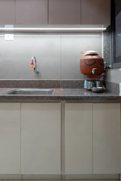 Minimalist Kitchen Elegance